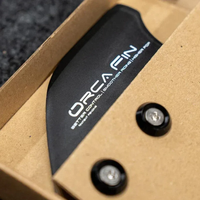 orca-fins-box-detail-kiteboard.webp